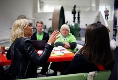 Ravitsemus- ja hyvinvointiluennot yhteisöille, vanhempainiltoihin ja joukkueille